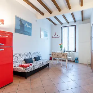 Appartamento Historic Center 7min From Duomo, Parma