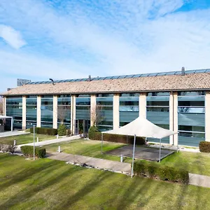 4* Отель Western